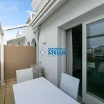 Wave 2 Apartment *